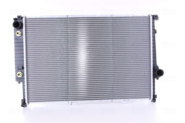 Kühler, Motorkühlung NISSENS 60748a