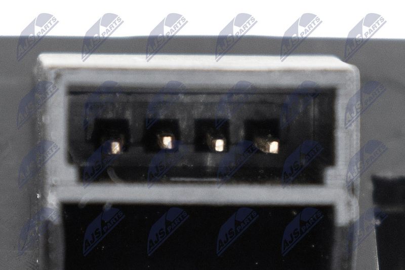 Schalter Heckklappenentriegelung NTY EZC-AU-338